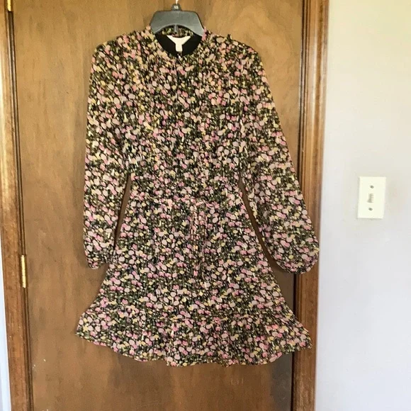 Relist9/28🔺LC Lauren Conrad floral print mini dress ruffle & metallic detail XS - Picture 3 of 17